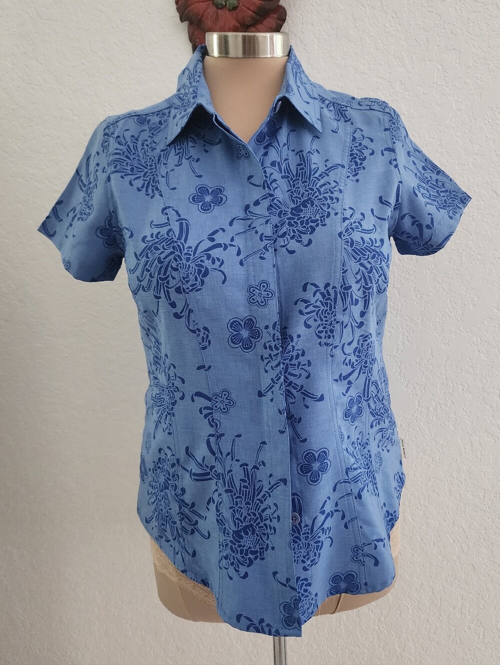 ROYAL RIBBONS | Blue Top